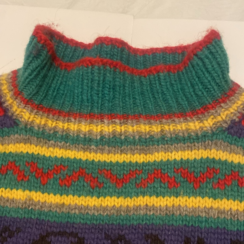 Stunning Vintage Hand Knit Boxy Colorful Sweater - Picture 3 of 10